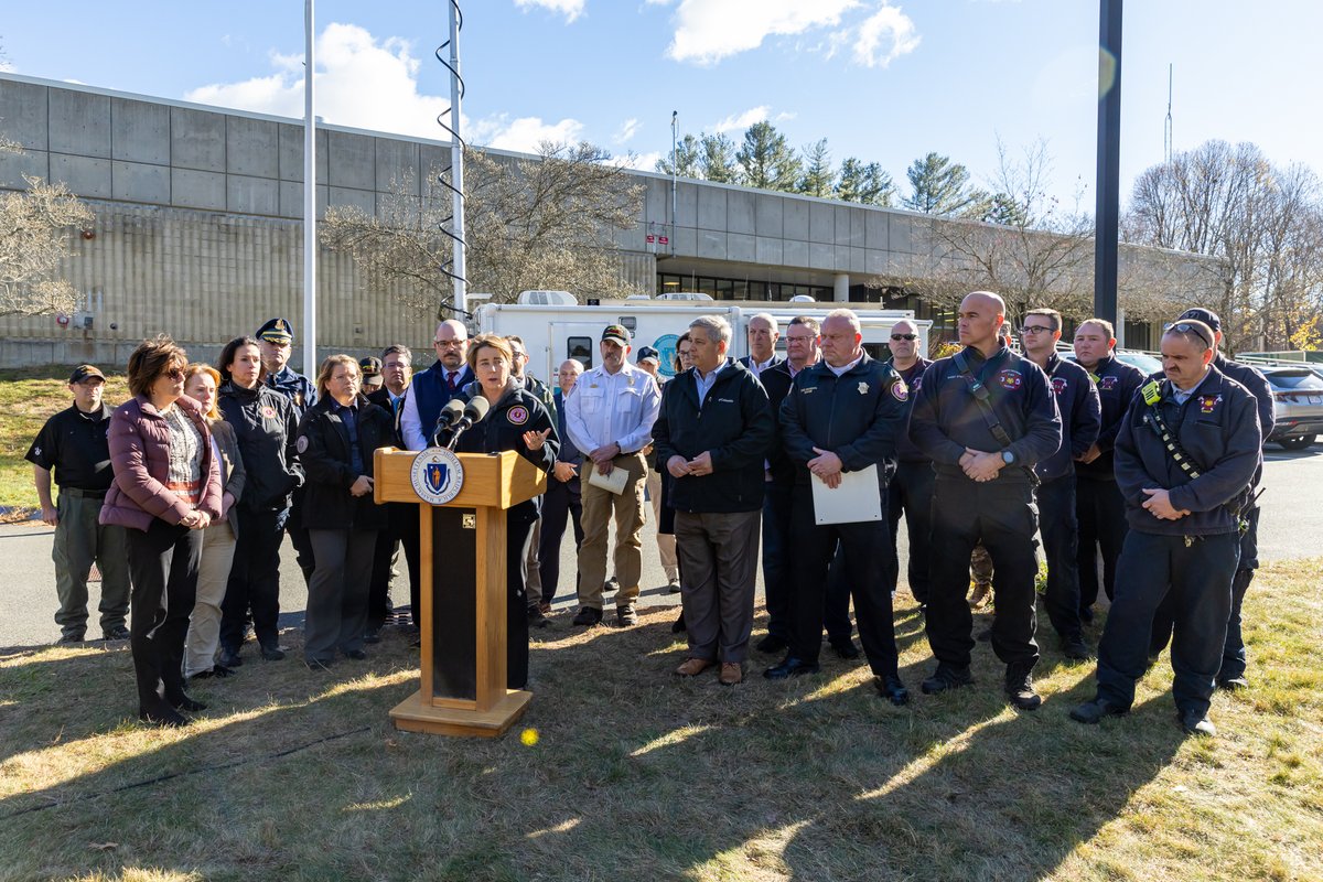 MassGovernor's tweet photo. Drought conditions across Massachusetts put our state at severe wildfire risk. Firefighters are working hard to keep our communities safe.

I'm joining public safety officials urging all residents: conserve water, avoid outdoor flames, and listen to your local fire department. https://t.co/IyHDtzoYMK