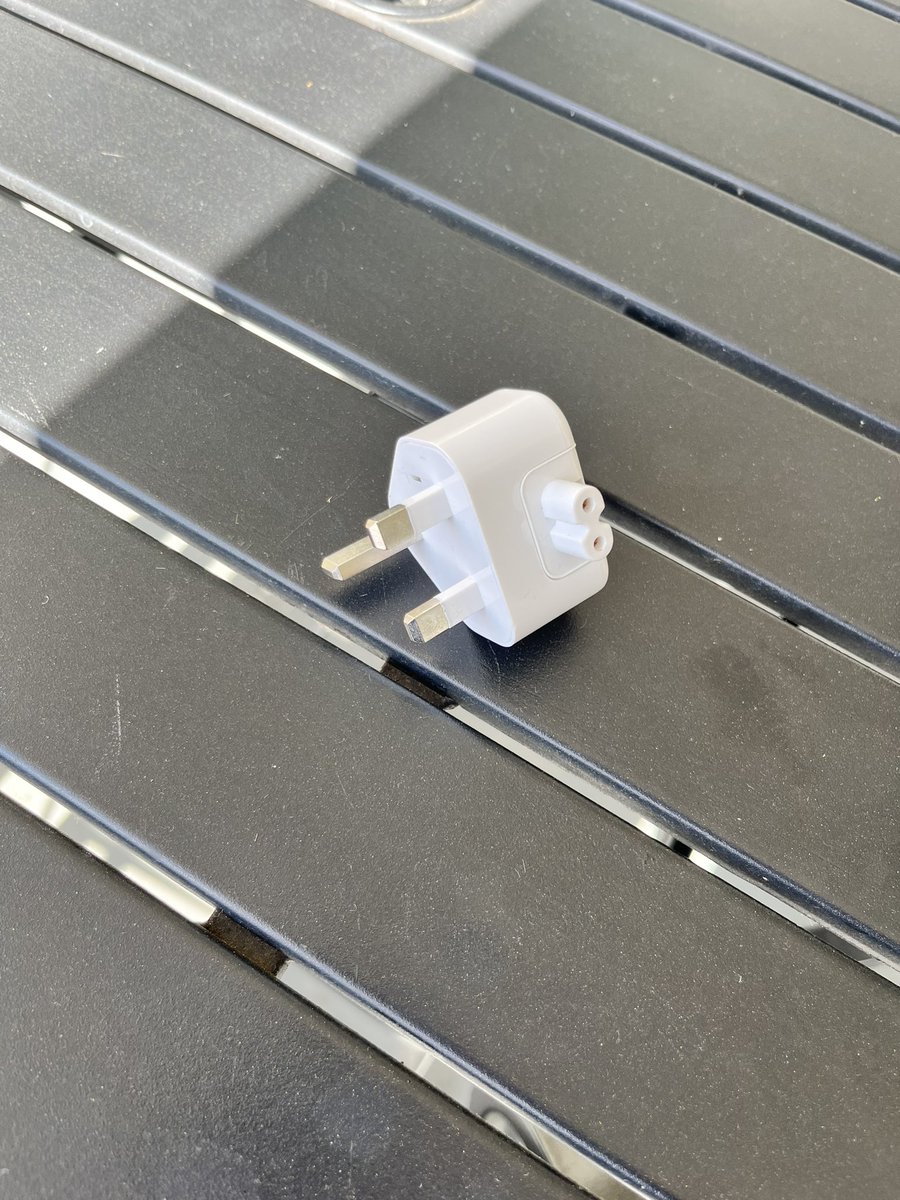 pmelsted's tweet image. Heading out to #genomeinformatics2024 remember to bring your adapter