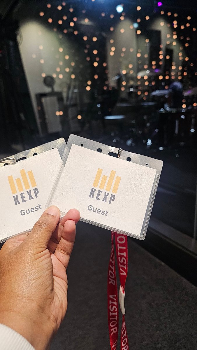 no había puesto estas fotos por aquí... estábamos en KEXP gracias <a href="/AlbiCabrera/">Albina Cabrera</a>