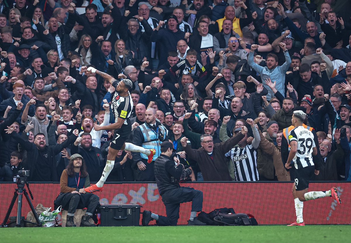 Not a mobile phone in sight. #nufc #nufcfans