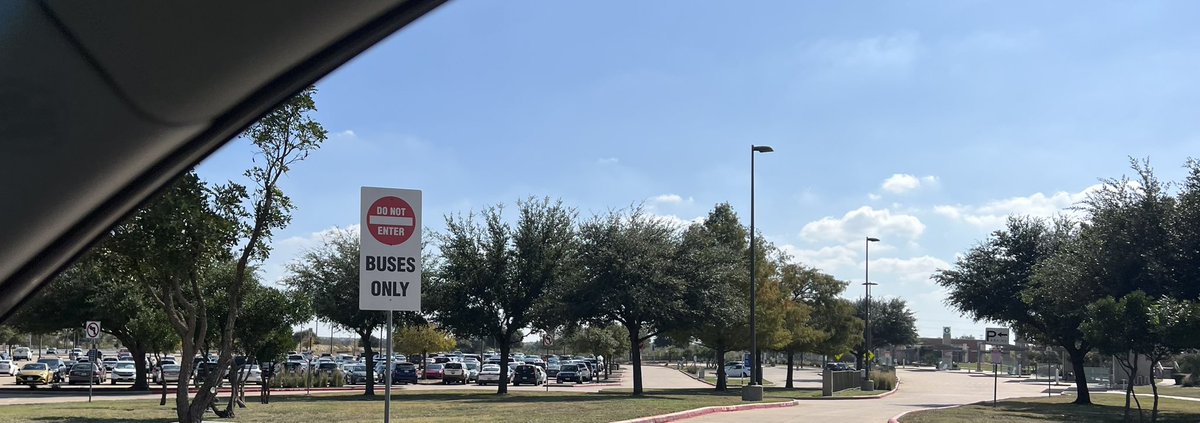 leanderkeeprail's tweet image. One thing that isn’t going away in the next 4 years is enthusiasm to ride transit!! Leander park and ride is always packed!! Plus all those that get dropped off, bike, walk etc. we got this!!!!