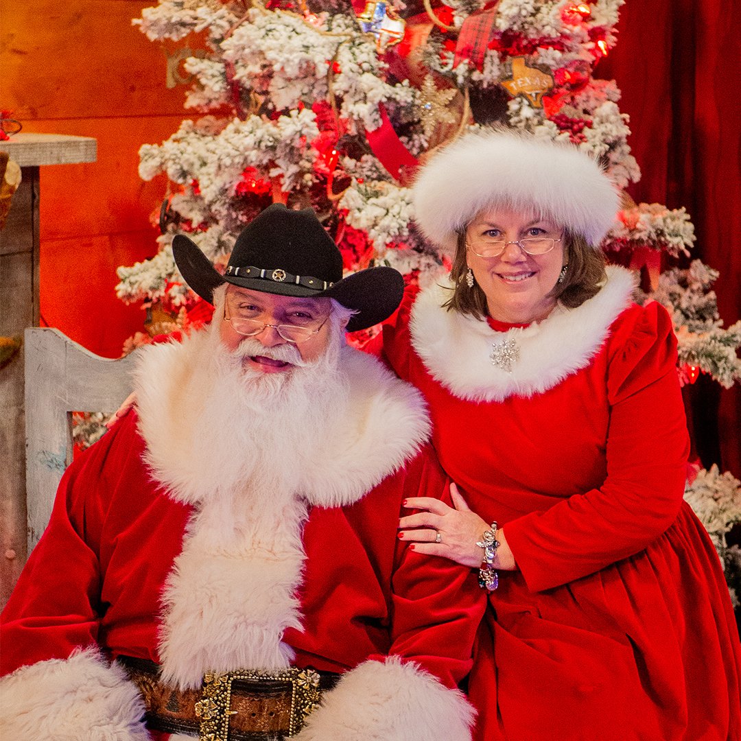 Santa awaits... Tomorrow we begin our 27th season at Santa's Wonderland!❤️🎅