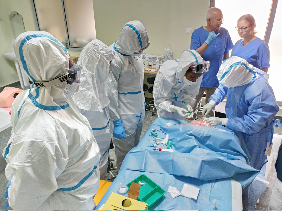 HospitalChuk's tweet photo. In partnership with @WHO, through MOH/RBC,this wk Germany’s @ChariteBerlin Experts conducted a 2-day training at CHUK targeting clinical staff working in high risk areas on MVD case mgt.This will strengthen local capacity in highly infectious diseases mgt.@rki_de @MiriamStegemann https://t.co/JRQH4D5Jcc