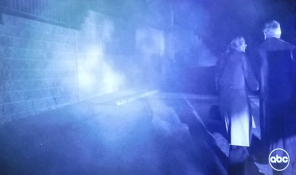 Liz Masters tweet media