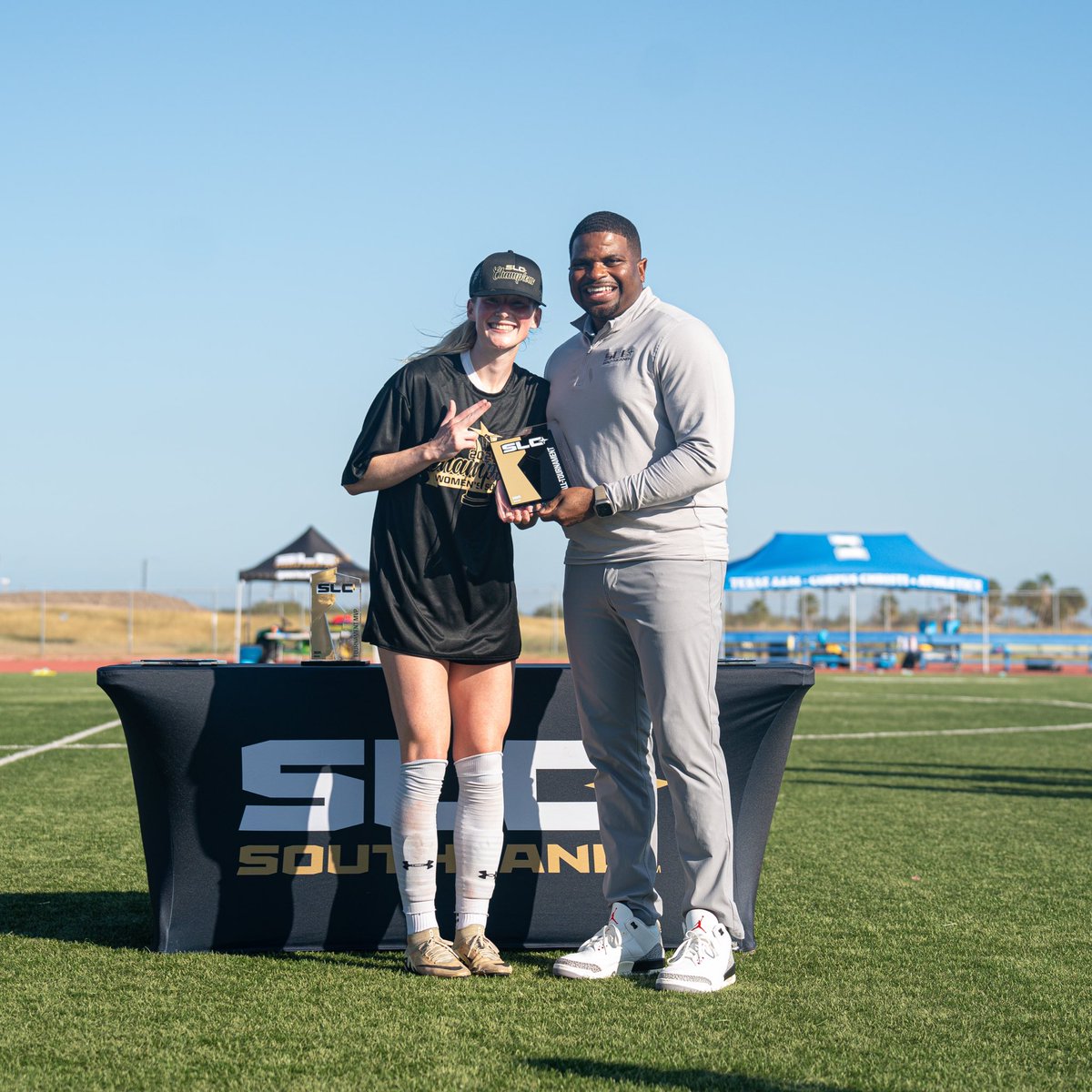 <a href="/ErinMorgan30/">Erin Morgan</a> <a href="/briellebuchanan/">brielle buchanan</a> All-Tournament Team x <a href="/maddieebowerss/">maddie ッ</a> 

#AxeEm