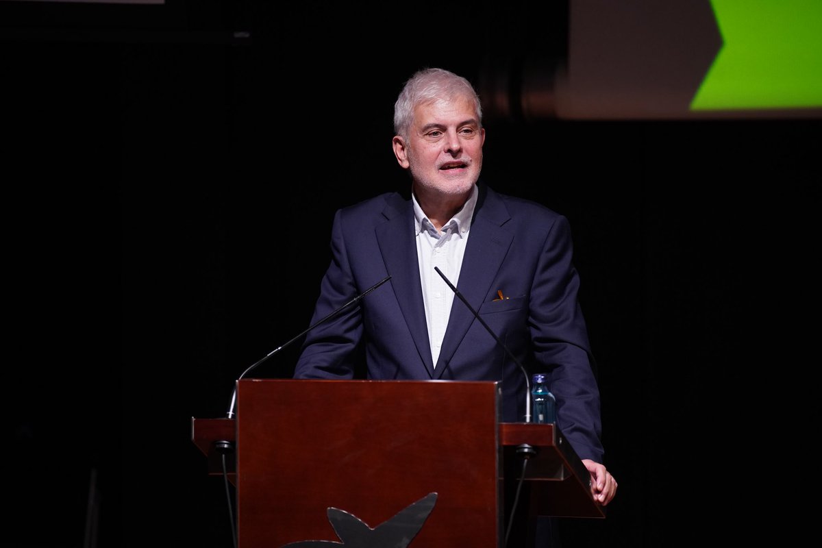 AuditorsCENSORS's tweet image. 👏🏻I les sorpreses segueixen al #DiadelAuditoria. Aquest any, merescut homenatge al Xavier Cardona com a Director General del Col•legi durant 15 anys + 10 anys com a membre del Consell Directiu.
Enhorabona Xavier!!!