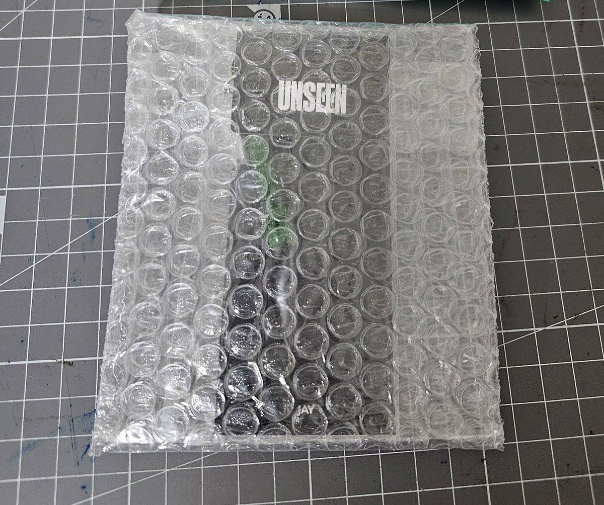fruityoil's tweet image. 11.10’dan beridir beklediğim, satıcı beni dolandırdı mı acaba diye günlerdir daydreaming’lediğim, 12.11 itibari ile #şükür #hamd #dua ile wh’a ulaşan o nadide eser 🧿tw 🤲🏻💚🎤 #micdrop