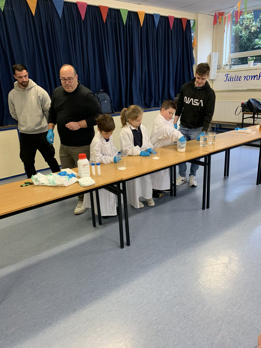 Holy Cross School tweet media