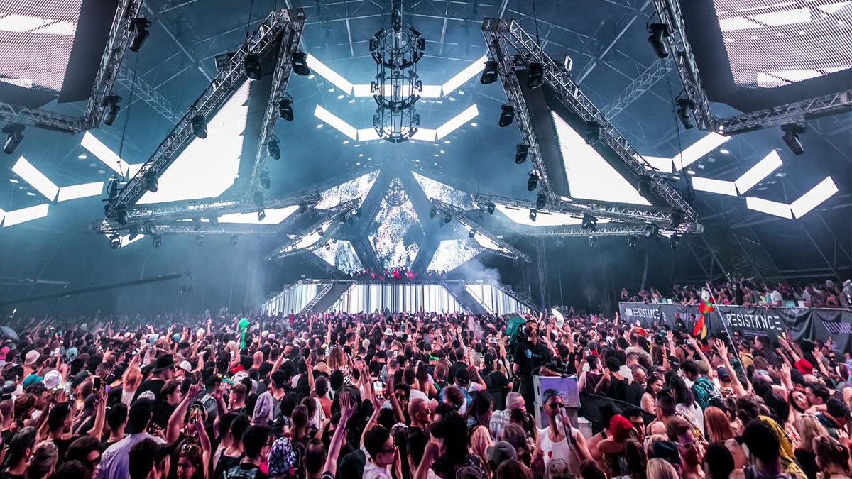 Santiago se convertirá en el epicentro de la música electrónica underground con una nueva edición de RESISTANCE 

djmagla.com/el-13-de-dicie…