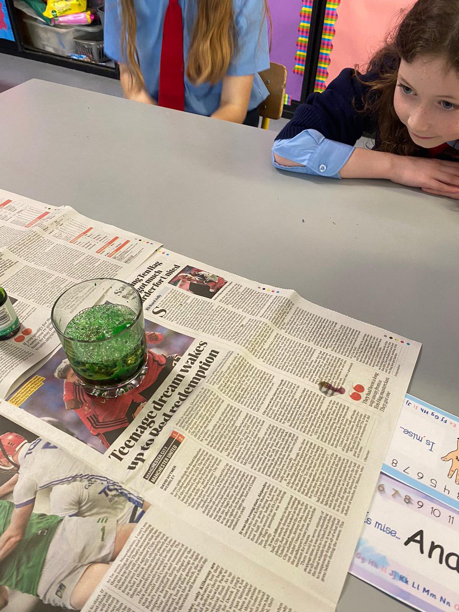 Bhí rudaí an spéisiúil ar siúl sa Club STEM inné tar éis scoile!
Our after school STEM Club was buzzing with all kinds of fun activities yesterday afternoon! Lots of fun and lots of learning! <a href="/OidePrimarySTEM/">Oide Primary STEM</a> 

#science #experiments #stem