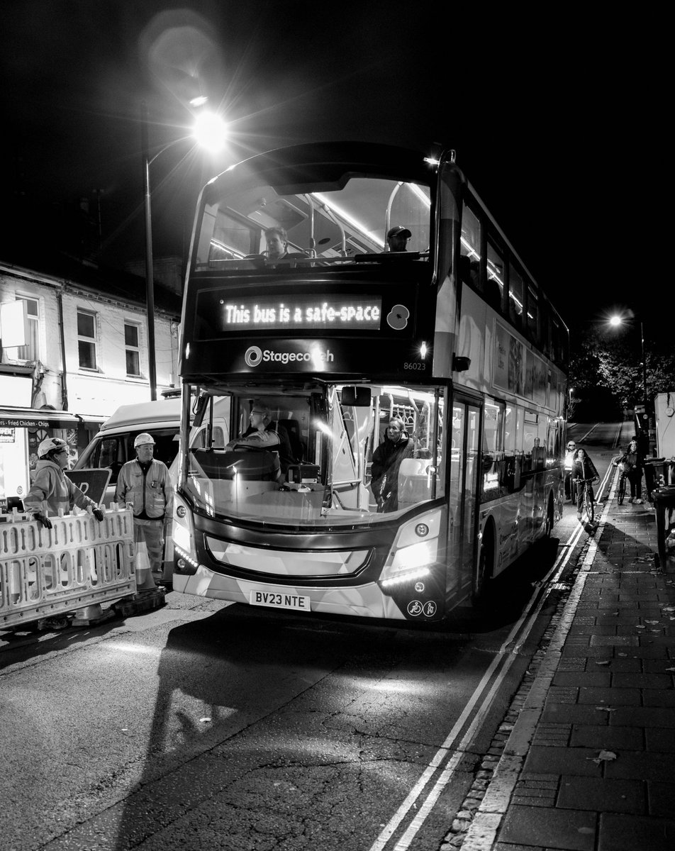 Sniff the air tweet media