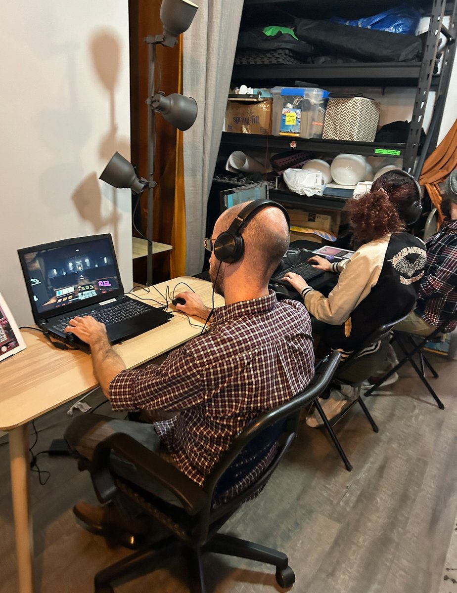gumbo_nyc's tweet photo. +
@playnullspace by @kaiganhq
Deadly Rehearsal by @kaiganhq
Laser Samurai by RoundBox Games
@empayarthegame by @UniVRseOfficial
Paper Ghost Stories: Third Eye Open by @CellarVault https://t.co/0Pqk7iV4w5
