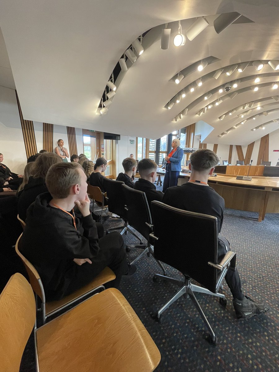 A great day at the Scottish Parliament for our S4 Modern Studies pupils🤩. Pupils attended a workshop with <a href="/EducationSP/">ScotParl Education</a> followed by a tour of the Parliament and then a Q&amp;A session with <a href="/SueJWebber/">Sue Webber MSP 💜💙</a> <a href="/WestCalderHigh/">West Calder High</a> #RRS #Democracy
