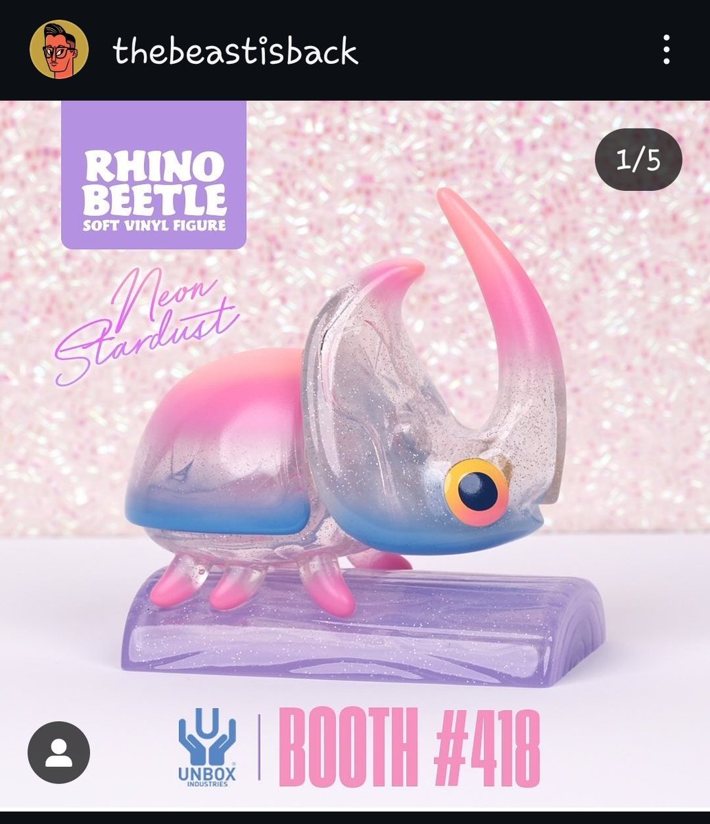 Kidtheyena's tweet photo. If anyone is going to #designercon and would want to grab this beetle in exchange for custom art, please let me know!! 🙏🙏 this is the best one yet and I would love to finally own one 
(I'll attach art examples below!) https://t.co/DiaOzpRSYg