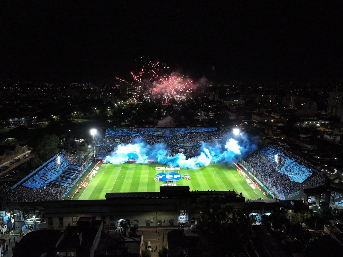barrabrava_net's tweet photo. Hinchada de Belgrano ayer vs Instituto https://t.co/zfUly7r38U