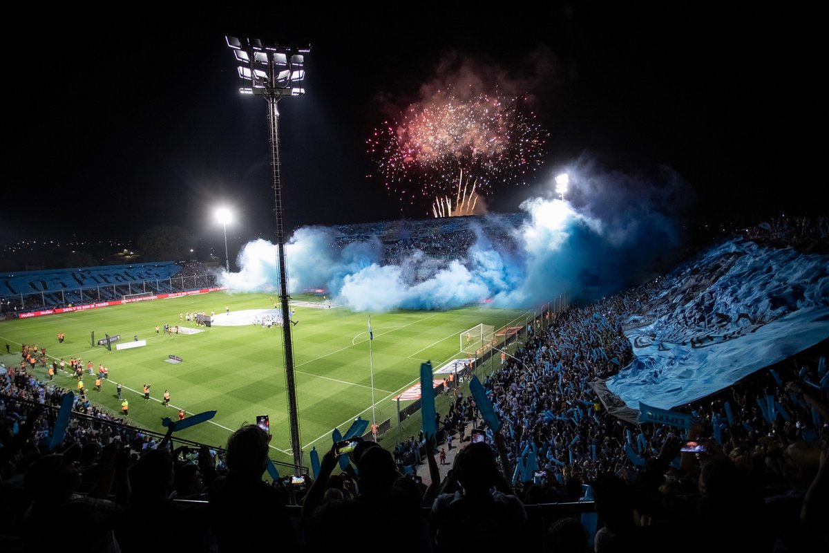 barrabrava_net's tweet photo. Hinchada de Belgrano ayer vs Instituto https://t.co/zfUly7r38U