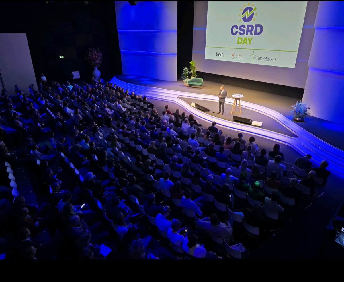 Toespraak aan het slot van de CSRD Day 2024. Uitstekend initiatief van Impact Institute e.a. Met CSRD versterken we duurzaamheid. Leuk om vele bekenden tegen te komen zoals Michel Scholte, Werner Schouten, Chantal Inen, Dick de Waard, Volkert Engelsman en Laura van Geest.