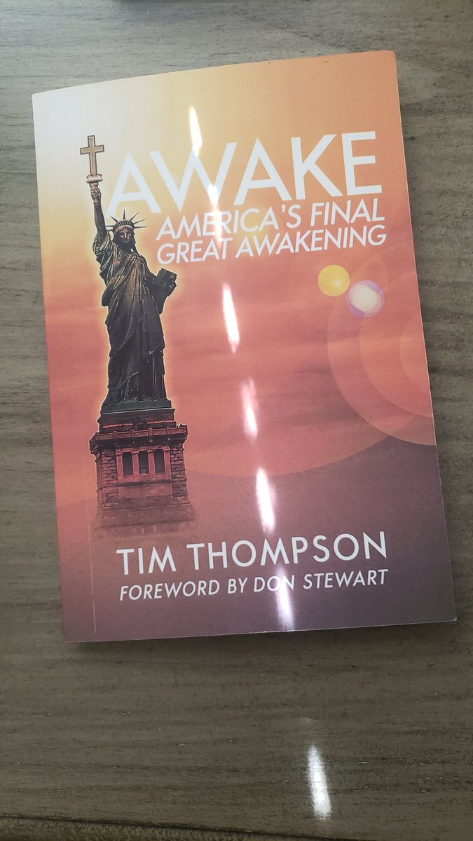 ReverendRocker's tweet image. It was great meeting @realpastortim at the Hope for Our Times End of the World Conference last weekend. His book Awake is essential reading for anyone who calls themself a Christian.