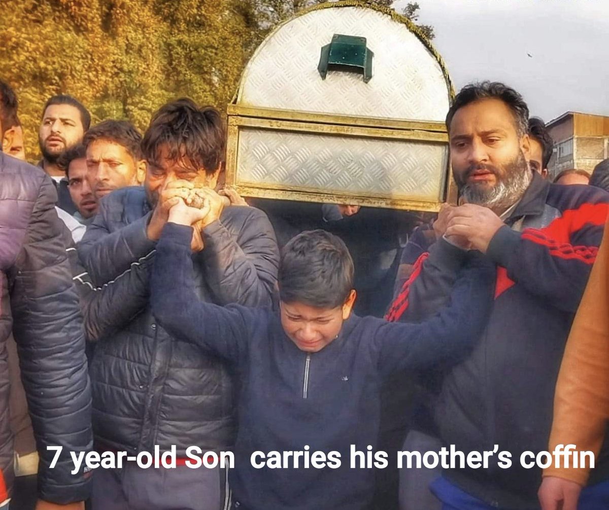 farooqgbly's tweet photo. She went out to shop, but never returned. A woman from Hajan died from injuries after a grenade attack in Sunday Market Sgr.The people of J&amp;K are calling for justice as Pak sponsored terrorism claims another innocent life.#JusticeForBandipora #Abida #RIP @UN @PMOIndia https://t.co/JY36g6hOgL