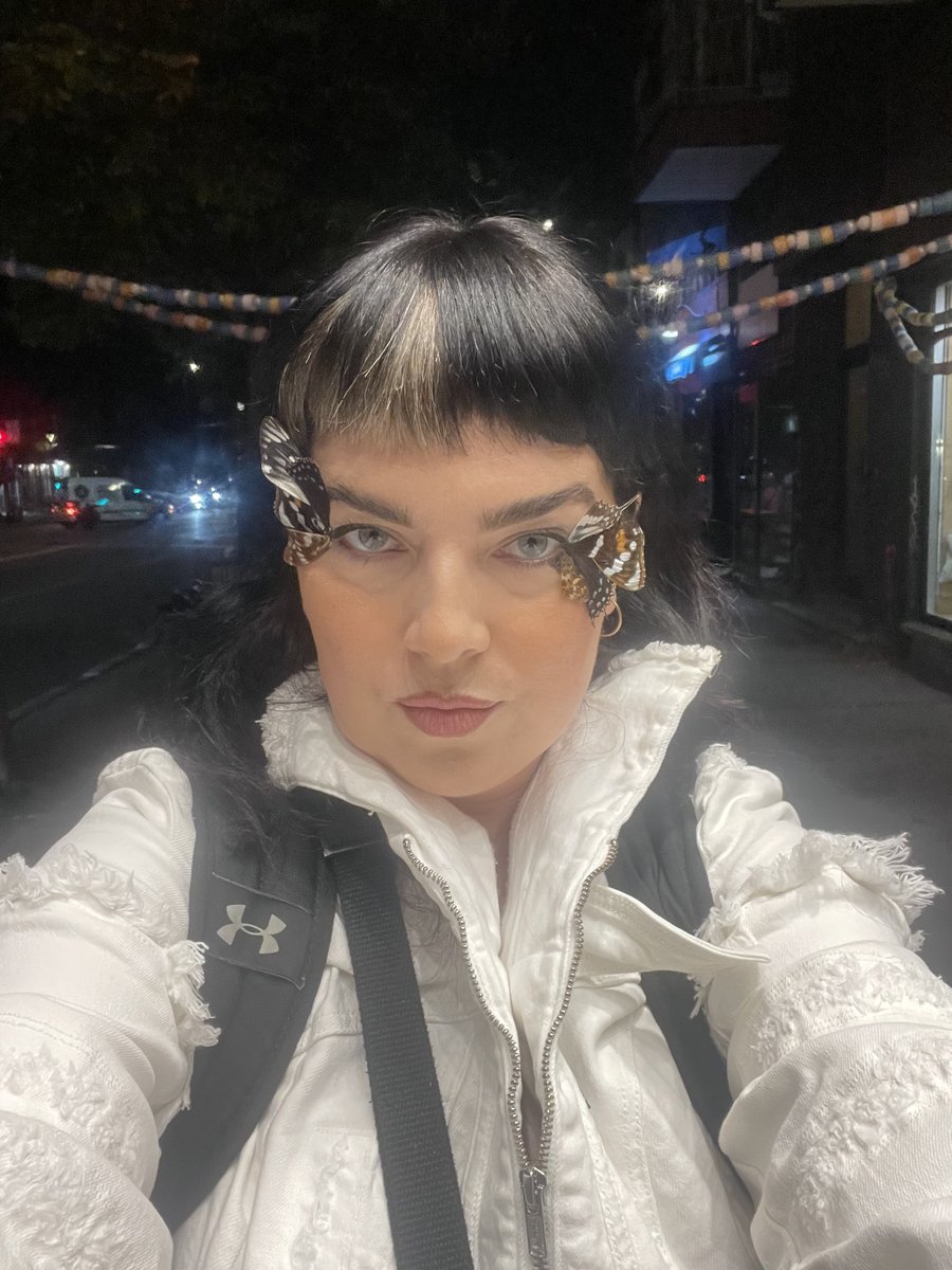 Cecile Believe (@cecilebelieve) on Twitter photo Spark with <a href="/yune_pinku/">yunè pinku</a> is out in two days! I think it’s a luxurious and regal song, she sweeps into the room with flair. Can’t wait to share it 🦋
cecilebelieve.sup.nr/spark Spark with <a href="/yune_pinku/">yunè pinku</a> is out in two days! I think it’s a luxurious and regal song, she sweeps into the room with flair. Can’t wait to share it 🦋
cecilebelieve.sup.nr/spark