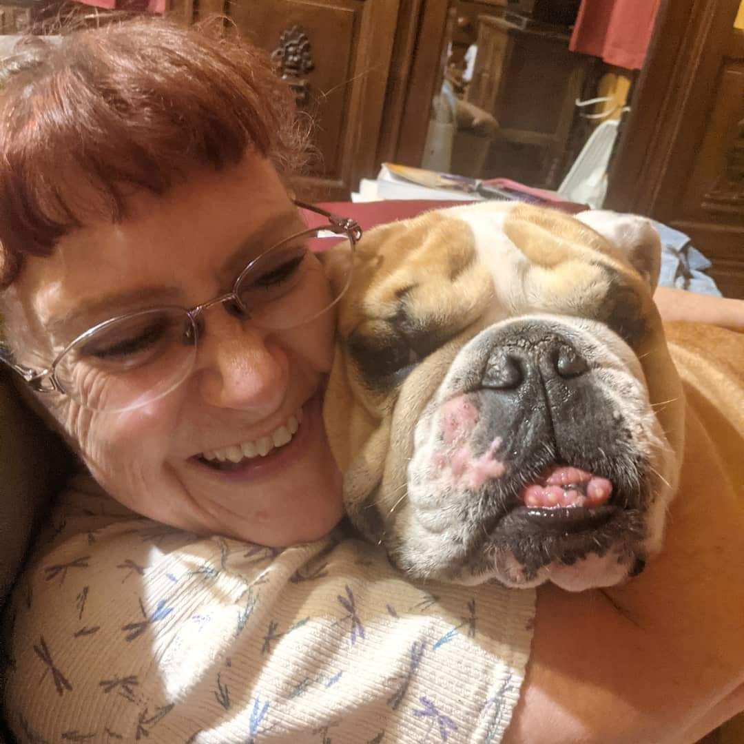 DogsonDeploymnt's tweet photo. Becky brings a deeply personal perspective to her volunteer work. Catch her story on the latest Boots on the Ground podcast episode!
🎙️: https://t.co/gNZ4qZ9P2K
#TestimonialTuesday #DogsonDeployment #BootsOnTheGround #DoDBoarder #MilitaryPets https://t.co/FiB8FlDPdA