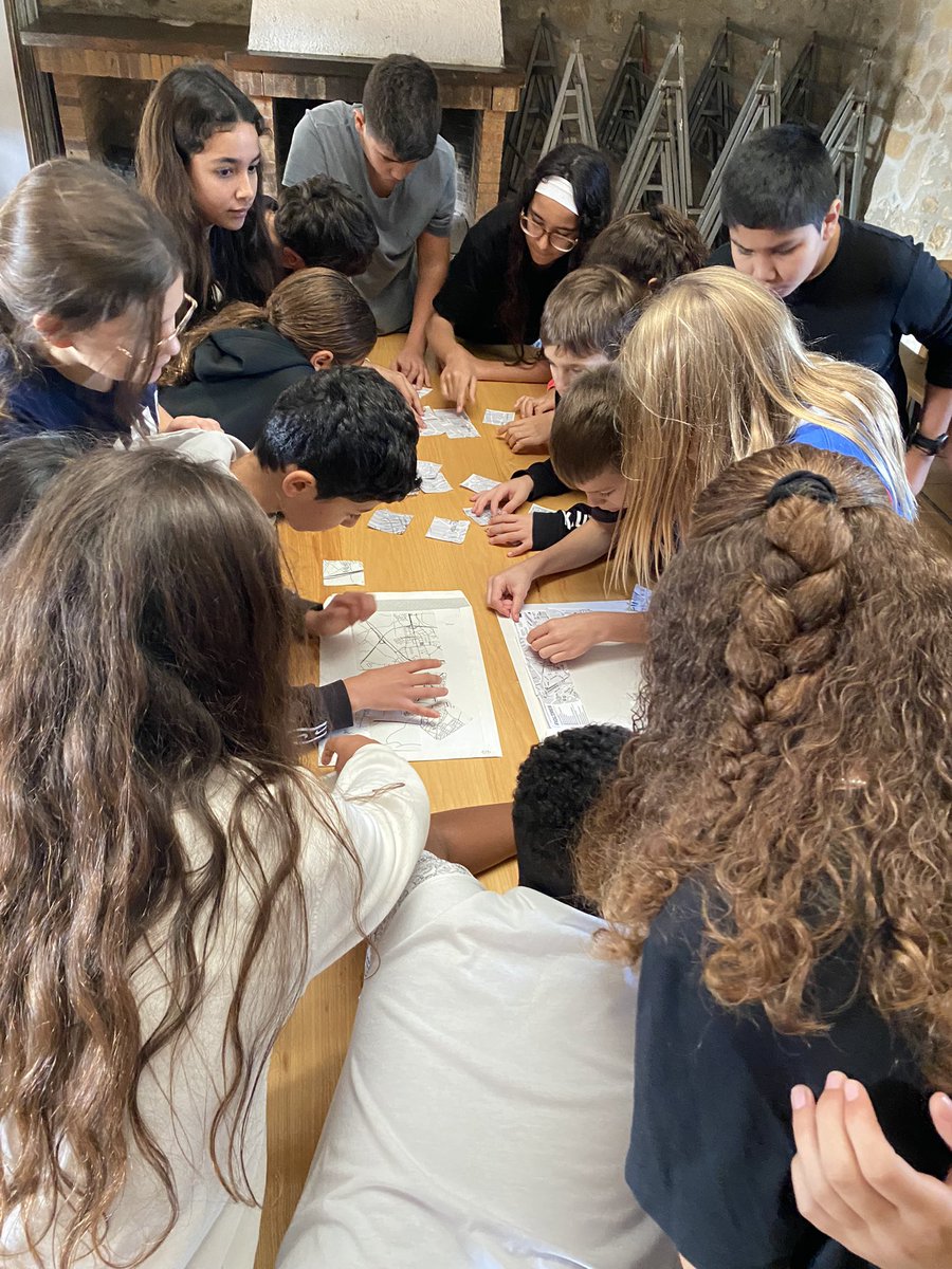 Aquest cap de setmana hem anat de colònies!🏡 Han estat uns dies per fer dinàmiques de coneixença i jocs de cohesió 🫱🏽‍🫲🏾🤩Ara ja tenim les piles carregades per començar a treballar de valent!💪🏼🔋

#ccifigueres #consellinfants #figueres <a href="/ajfigueres/">Ajuntament de Figueres</a>