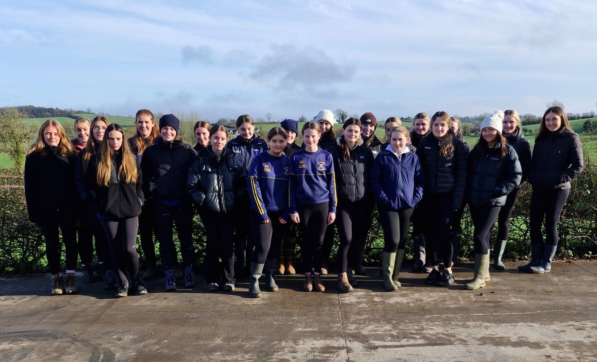 StLouisMonaghan's tweet photo. As part of Science Week, Ms McCaffrey took her TY and Fifth Year Agricultural Science classes to the farm of Padraic Greenan on a Farm Visit. 🐮
#slss #slssmonaghan #shapingtodaydefiningtomorrow #scienceweek #farmvisit
@lecheiletrust1
@PadraicGreenan
@IFAmedia https://t.co/1reojWK5XM