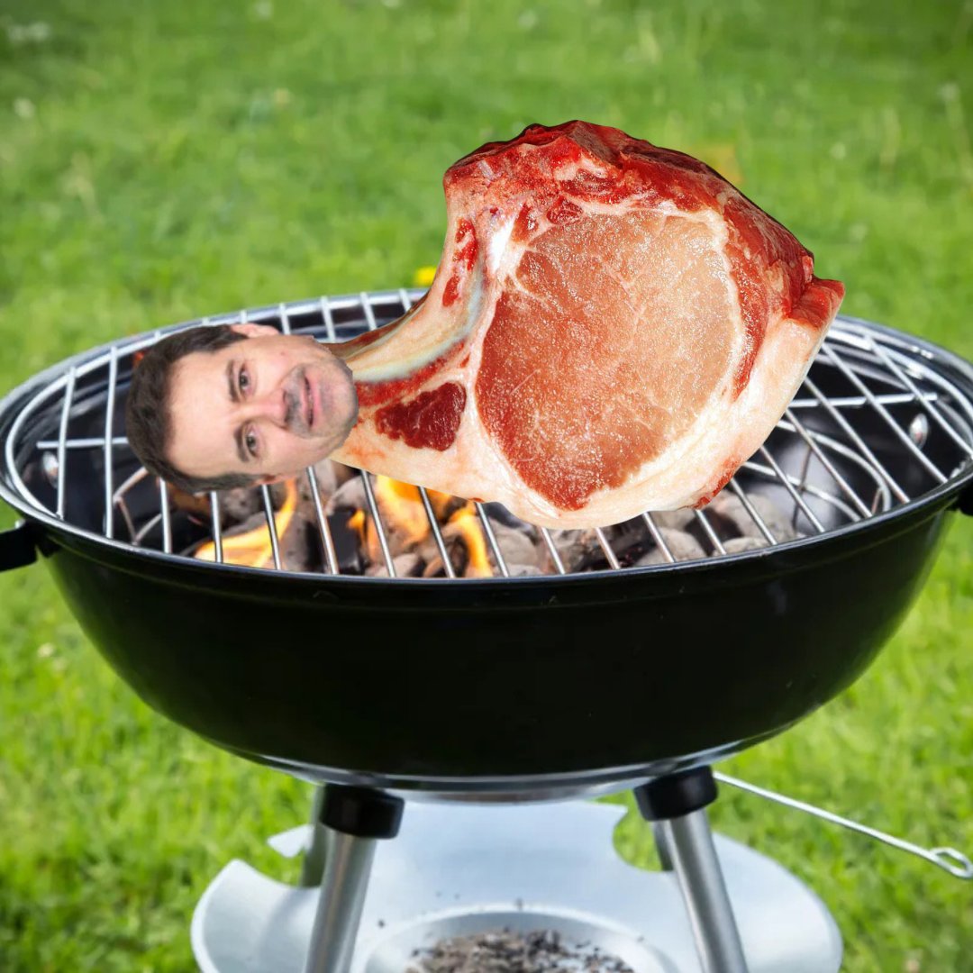 ComingInHotSens's tweet photo. On today's show Jeff Marek kept referring to @jasonyork33 as "YorkChop".. I can't un-see it. #ReporterEric https://t.co/gCZfpvTXEQ