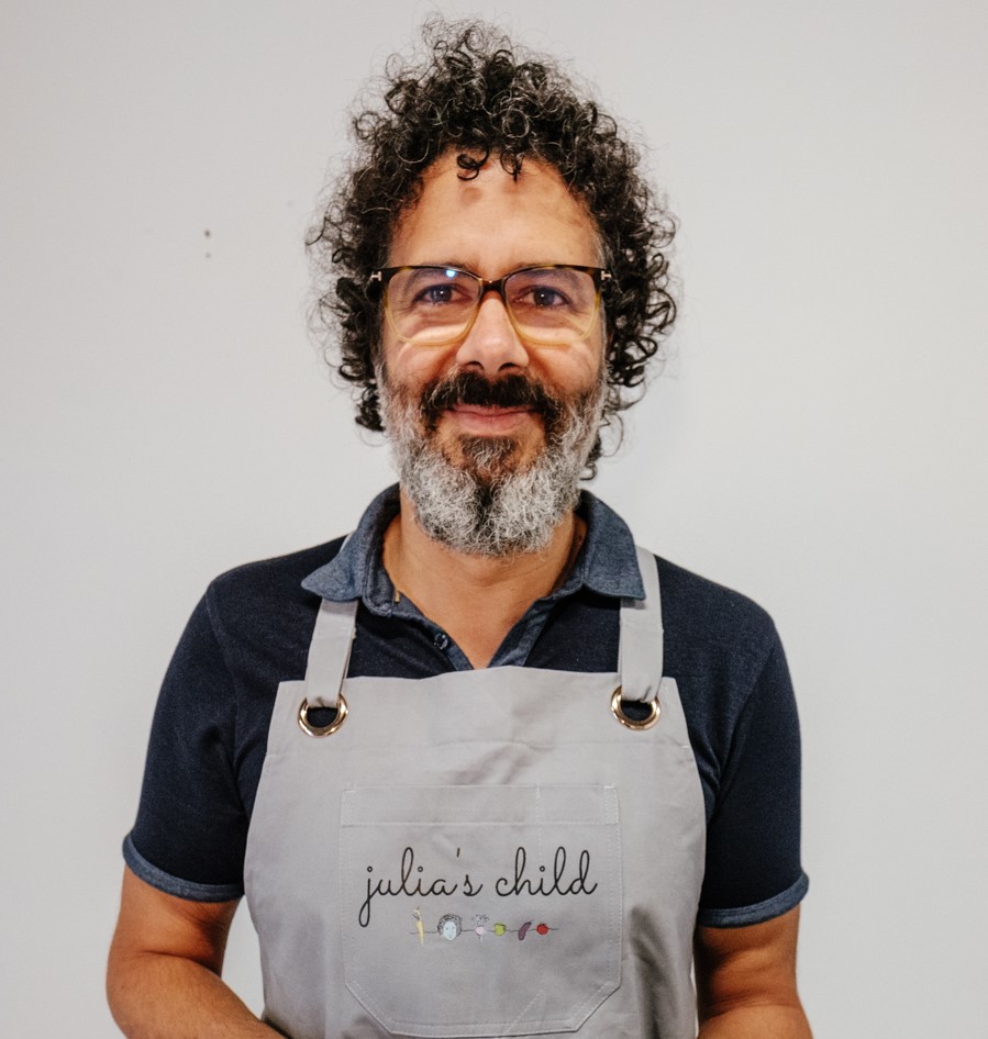 It’s Not Over Yet!
Ontario’s #Greenhouses are in full force, it’s still the perfect time to enjoy a hearty #salad. Join Tawfik Shehata as he demonstrates making a Tuscan salad.  Please register by calling 416-394-5170. Nov. 16 from 12:30 - 1:30 p.m.