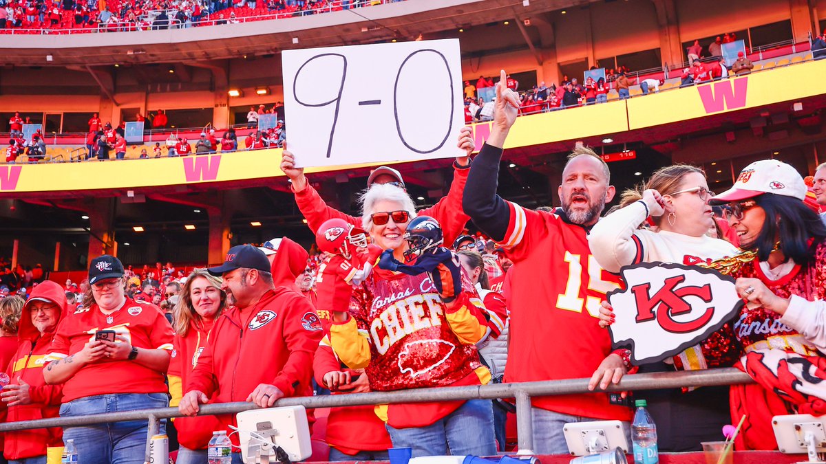 Chiefs's tweet photo. The Kingdom was loud and proud on Sunday 🗣️ https://t.co/bdbyqTtBmB