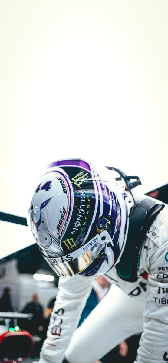 F1WallpaperHQ's tweet photo. Favourite @LewisHamilton lid? 🥶 https://t.co/ZrDroTytvO