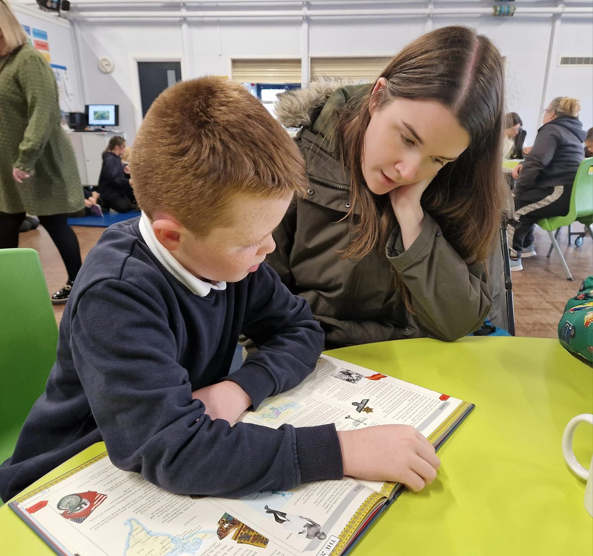 WeAreCastleway's tweet photo. There's nothing we love more at Castleway than seeing our children enjoying and sharing books with their friends and families. Years 4 and 5 loved their #ReadingCafe this afternoon and it was wonderful to share our love of reading with so many of you! #WeAreCastleway https://t.co/nulE5HyduU