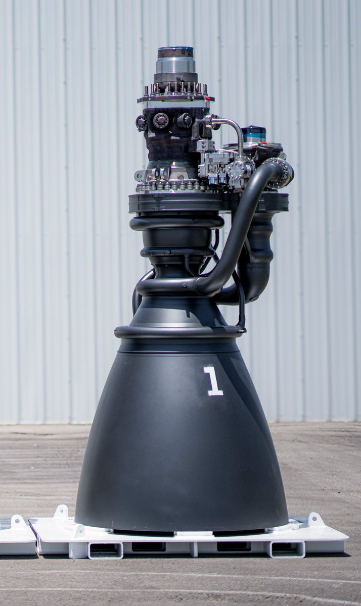 ConanToole's tweet image. How in the ACTUAL FUCK did SpaceX manage to build Raptor 3 (no hate to stoke, can't wait for their sweep)