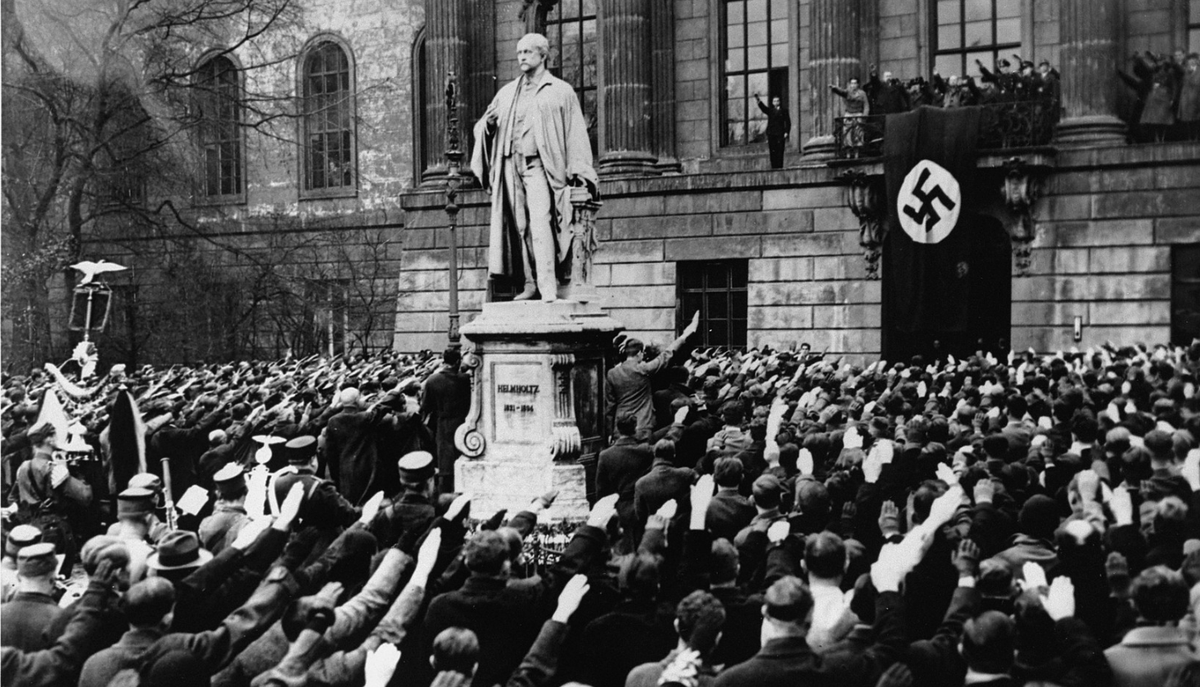 MichellesDude's tweet photo. @PamKeithFL Authoritarians always go after the universities and journalists first.

Once the experts and fact-checkers are gone, the kakistocracy is free to go after all their other "enemies" (immigrants, minorities, non-compliant women) and enrich themselves through rampant corruption. https://t.co/hygzWQV96o