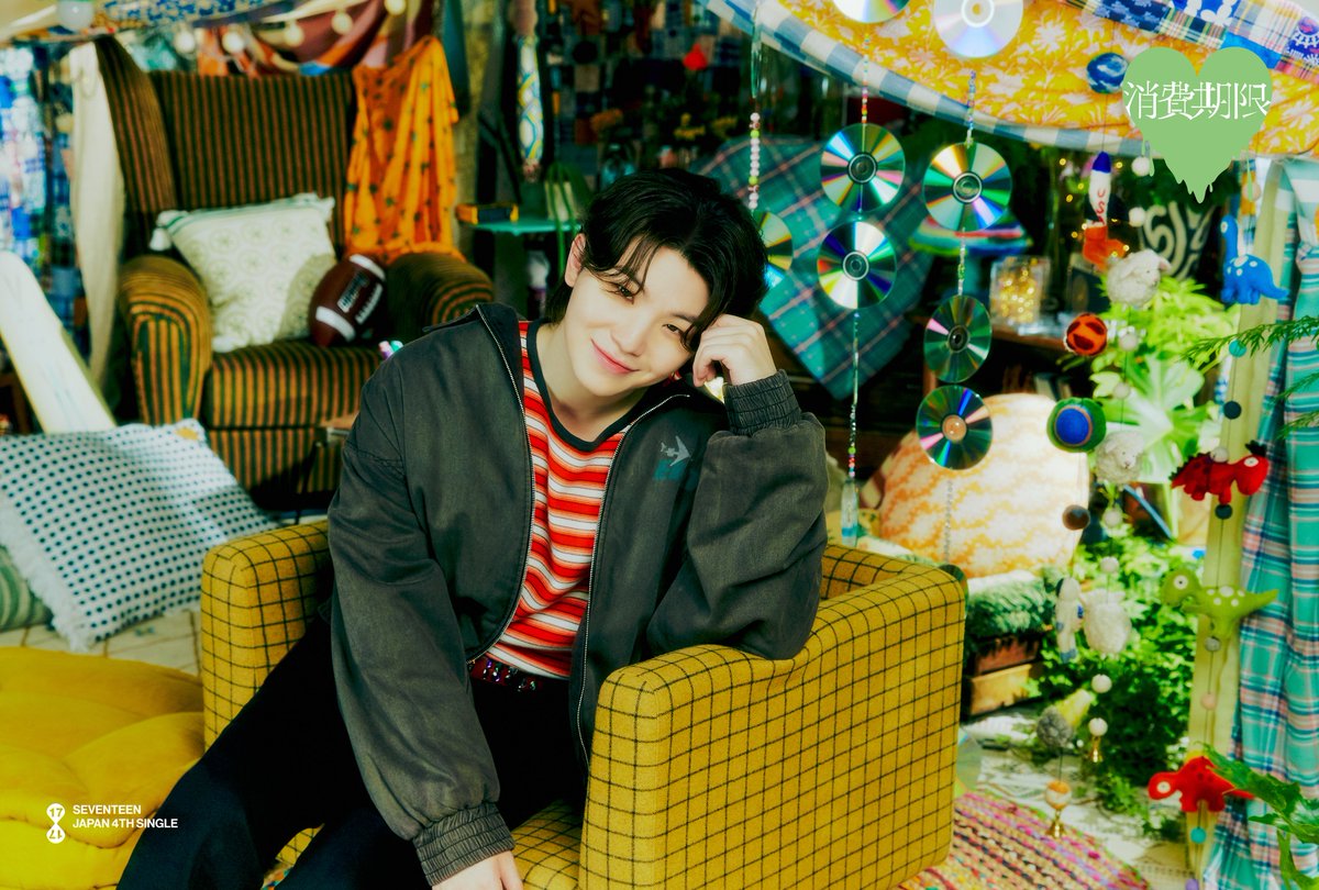 SEVENTEEN 消費期限　サイン　写真　ウジ SEVENTEEN ウジ サイン - メルカリ