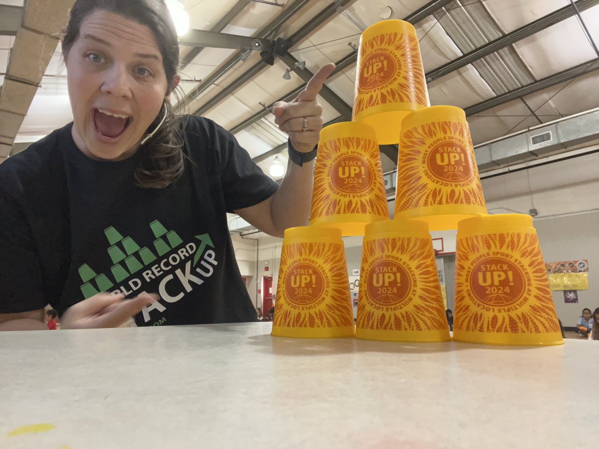 livelype's tweet image. Ended day 1 with 272 stackers, 90 more ahead of our goal for@LivelyEagles with @SpeedStacksInc @SpeedStacks_com on #stackup #stackup24 to help set a #worldrecord of most people sport stacking at multiple locations all around the world #iisdpe