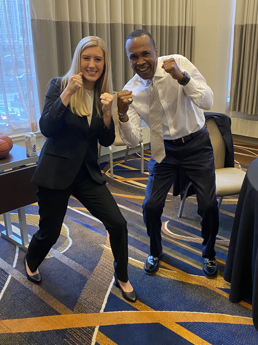 Last week I had the opportunity to sit down with #boxing legend Sugar Ray Leonard. Grateful for the opportunity to discuss his life and legacy, it was such a fun conversation! 🥊 <a href="/BeckersHR/">Becker's Hospital Review</a>