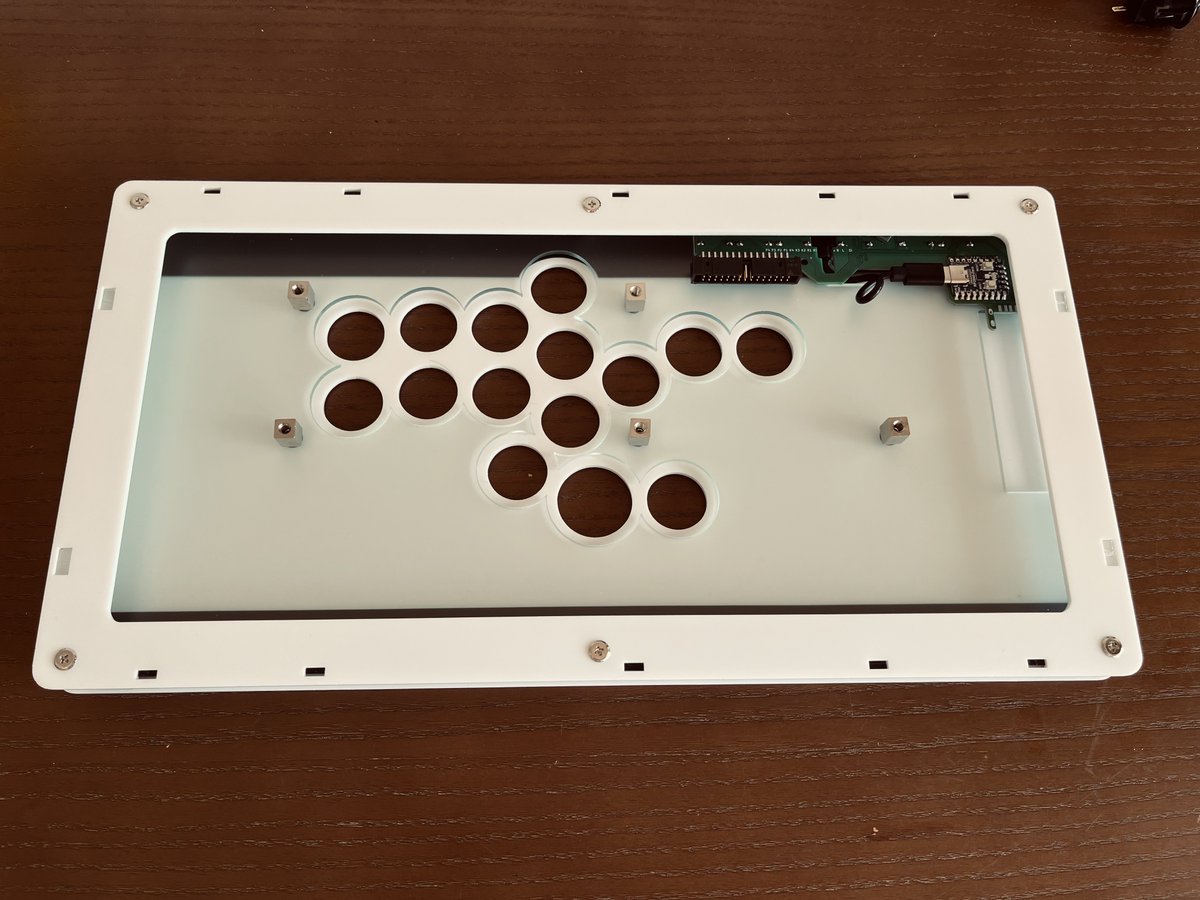 JumpHack 08フレームのレバーレスタイプほぼ完成。今はありあわせの板