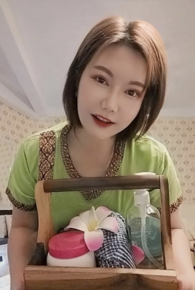 KWA95685771's tweet photo. นวดนอก​สถานที่​ในกรุงเทพ​
🌷 เลือกจองหมอแอดไลน์มานะคะ
🌷 นวดตามบ้าน
🌷 นวดคอนโด
🌷 นวดโรงแรม
🌷 รับนวดนอก​สถานที่​ในกรุงเทพ
📣📣 https://t.co/l5MIDiqRMm
#นวดโรงแรม​ #นวดคอนโด #นวดนอกสถานที่ #นวดตามบ้าน   #นวดที่บ้าน #นวดรีสอร์ท​ #นวดกรุงเทพ  #นวดอิสระ https://t.co/CvlXkcuHuS