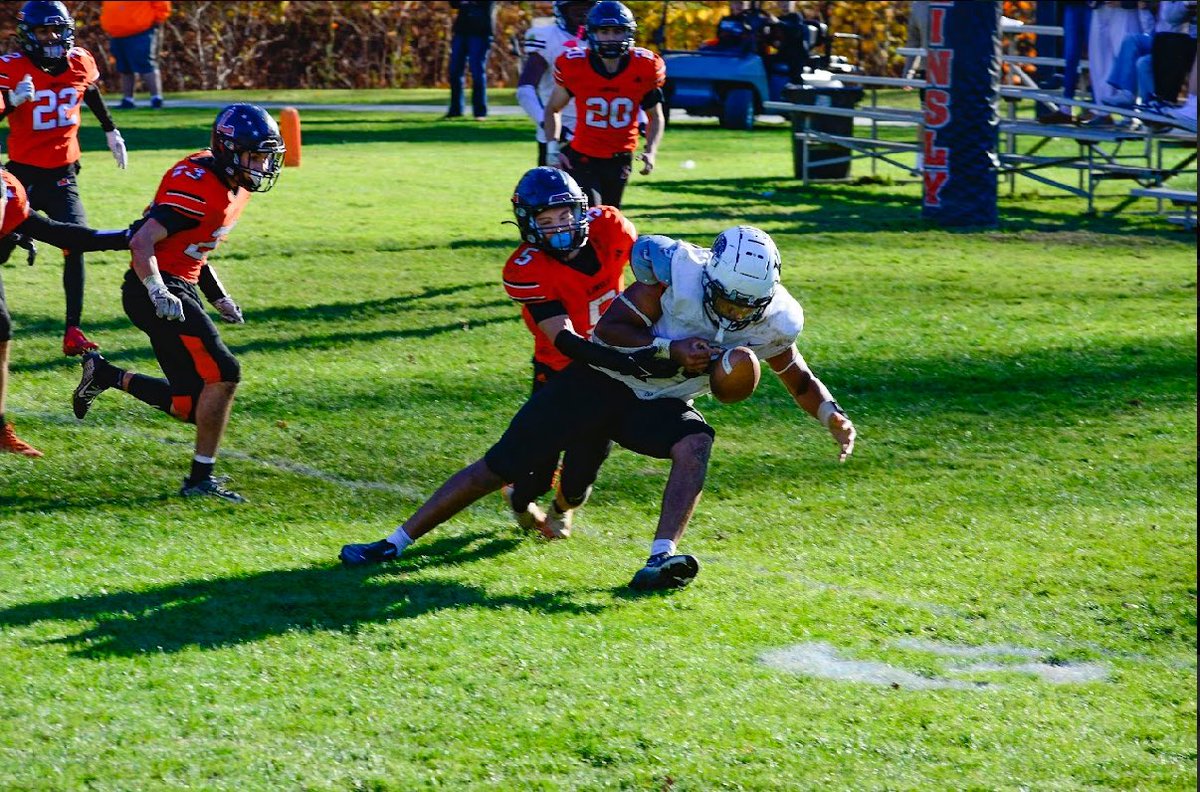 Incredible photo taken at the perfect moment by our own Dr. Edinger. 👀
IYKYK.