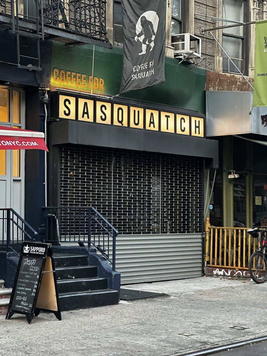 BCDrummer78's tweet photo. @VPasquantino Found your new coffee spot in NYC @VPasquantino https://t.co/Ge5NkVfyX0