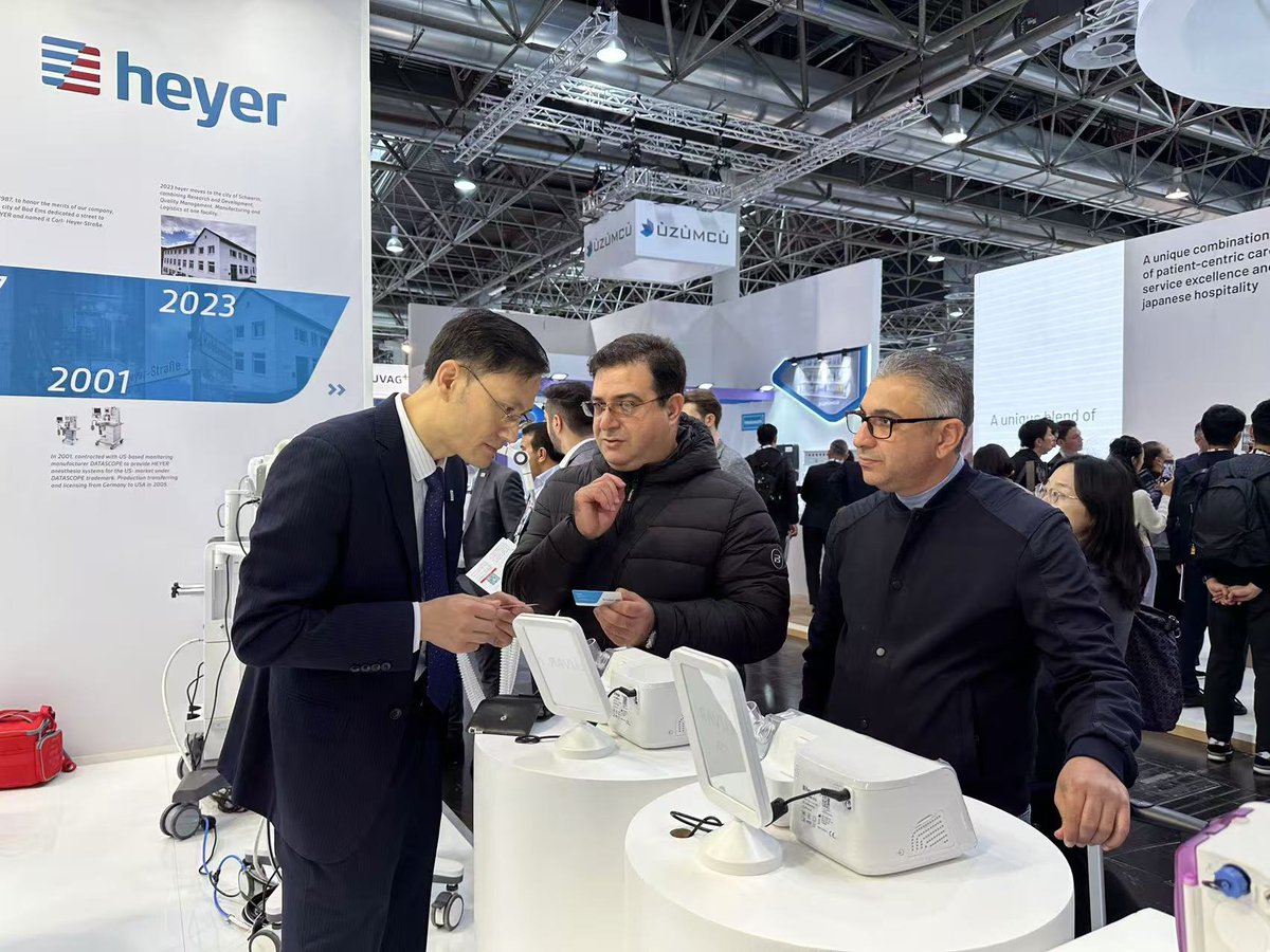 AeonmedC's tweet photo. As day two of Medica unfolds, Heyer is grateful for the robust engagement from both longstanding and new clients at our booth H11 A20. Your interest in our anesthesia and ventilator solutions is a driving force behind our innovation. https://t.co/Zqz8Xzp4Uy
