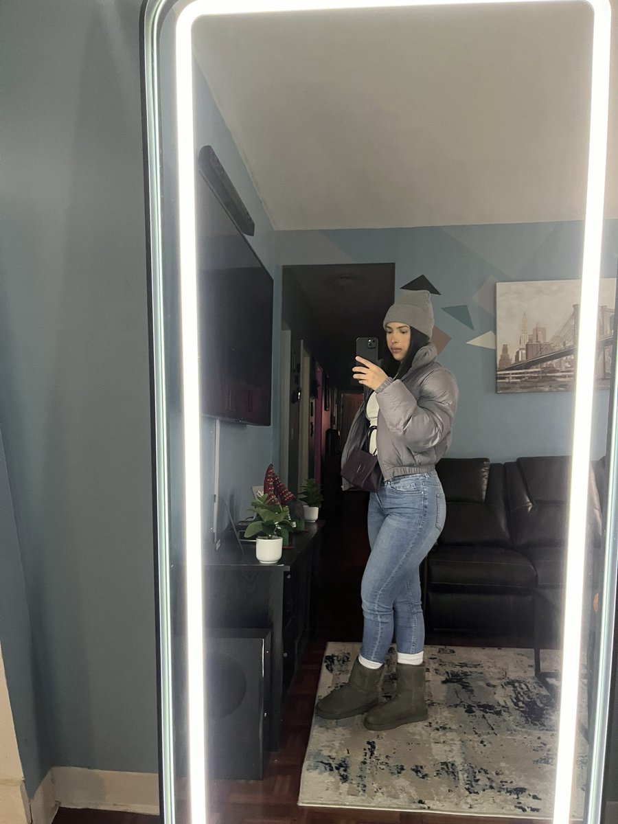 xolenaaaa's tweet image. 🤳🏽 💜