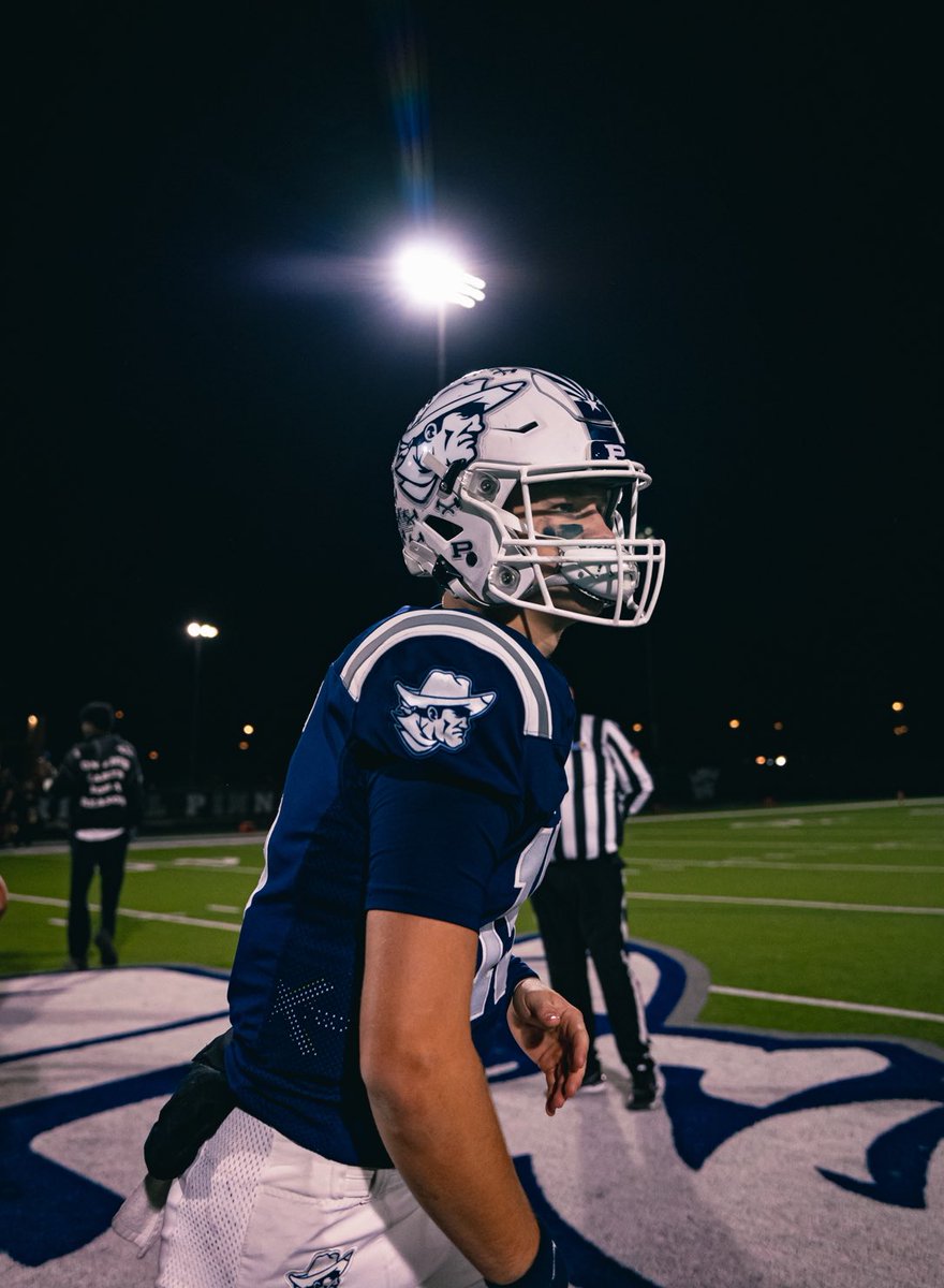 Wyatt Horton (@wyatthorton_2) on Twitter photo Regular Season Stats:
- 159/244 for 2500 yards
- 31 passing TD’s, 4 int’s
- 65% completion percentage
- 131.8 QBR
- 477 rushing yards, 6 rushing TD’s
- 7-3 record (Best since 2019)
- Playoff time. ⏰
<a href="/Trace_Carroll/">COACH TRACE</a> <a href="/MHanshaw7/">Matt Hanshaw</a> Regular Season Stats:
- 159/244 for 2500 yards
- 31 passing TD’s, 4 int’s
- 65% completion percentage
- 131.8 QBR
- 477 rushing yards, 6 rushing TD’s
- 7-3 record (Best since 2019)
- Playoff time. ⏰
<a href="/Trace_Carroll/">COACH TRACE</a> <a href="/MHanshaw7/">Matt Hanshaw</a>