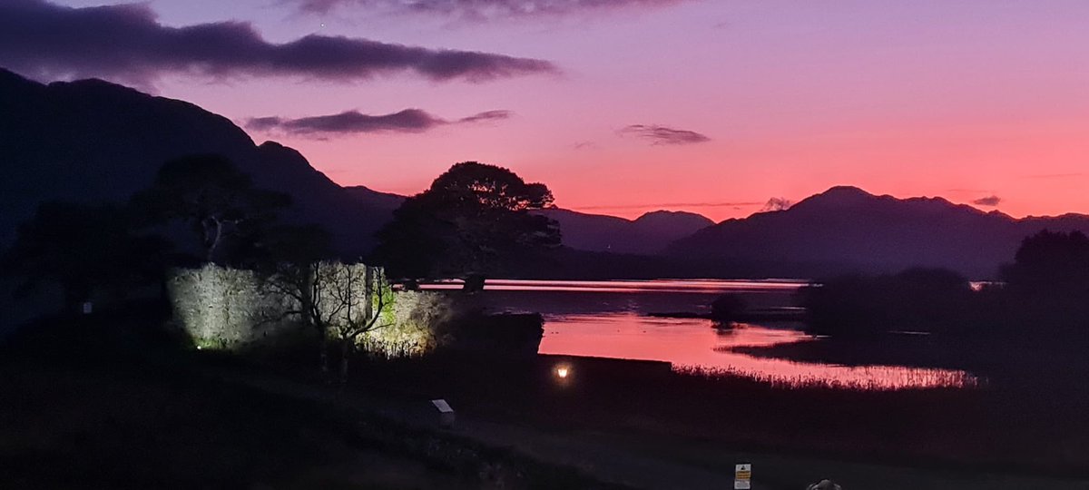 LakeHotel's tweet image. This evening’s sunset was magical 🌅💖 #sunset #lakeviews #wintersunset #november #lakehotelkillarney #escapetothelake #winterescape