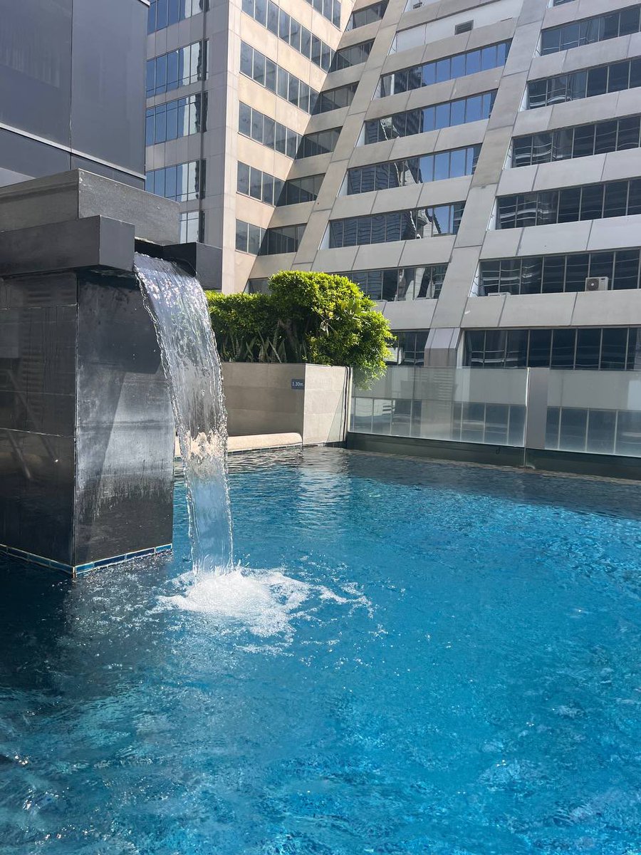 d_vorobyov's tweet photo. touching grass is so last cycle

we walk on water now

making miracles happen at #devcon w @myetherwallet 💧➡️🍷 https://t.co/V7KUFt0tla