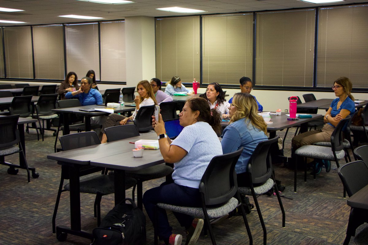 ECISD Bilingual & ESL Department 🌎 (@ecisd_bil_esl) on Twitter photo Part 1 of our Small Group Instruction/Station Rotation session! Led by one of our Bilingual Coordinators <a href="/Sonia_rocha11/">Sonia Rocha</a> ! 📚🥳 Part 1 of our Small Group Instruction/Station Rotation session! Led by one of our Bilingual Coordinators <a href="/Sonia_rocha11/">Sonia Rocha</a> ! 📚🥳