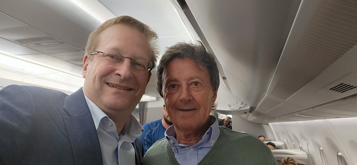 Prof_TGSchulze's tweet photo. ¡Buenas noches! Estoy de ruta hacía México DF! On my way to Mexico City for the @WPA_Psychiatry World Congress of #Psychiatry #WCP24. Great to meet my dear colleague and friend Nestor Szerman, Chair of #WeAreWPA Section on #DualDisorders. Looking forward to @Iberia taking us from #Madrid to the capital of the Estados Unidos Mexicanos.  #MentalHealth