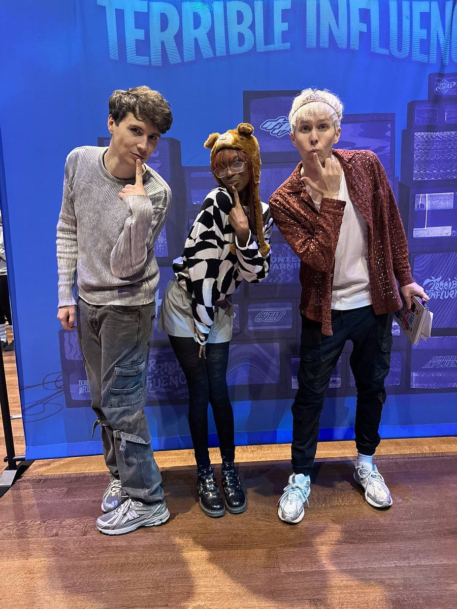 nana¹⁶ tweet media