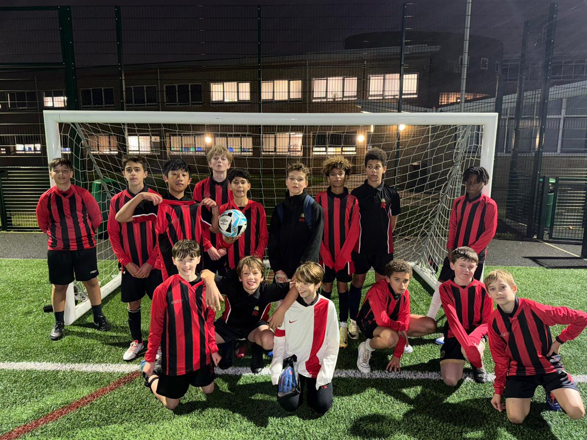 Well done to our <a href="/QPCS/">QPCS</a> Year 7 Boys Football Team who continue their unbeaten run in the Brent League Cup with a 5-0 win 🆚 Alperton 🔥🤩